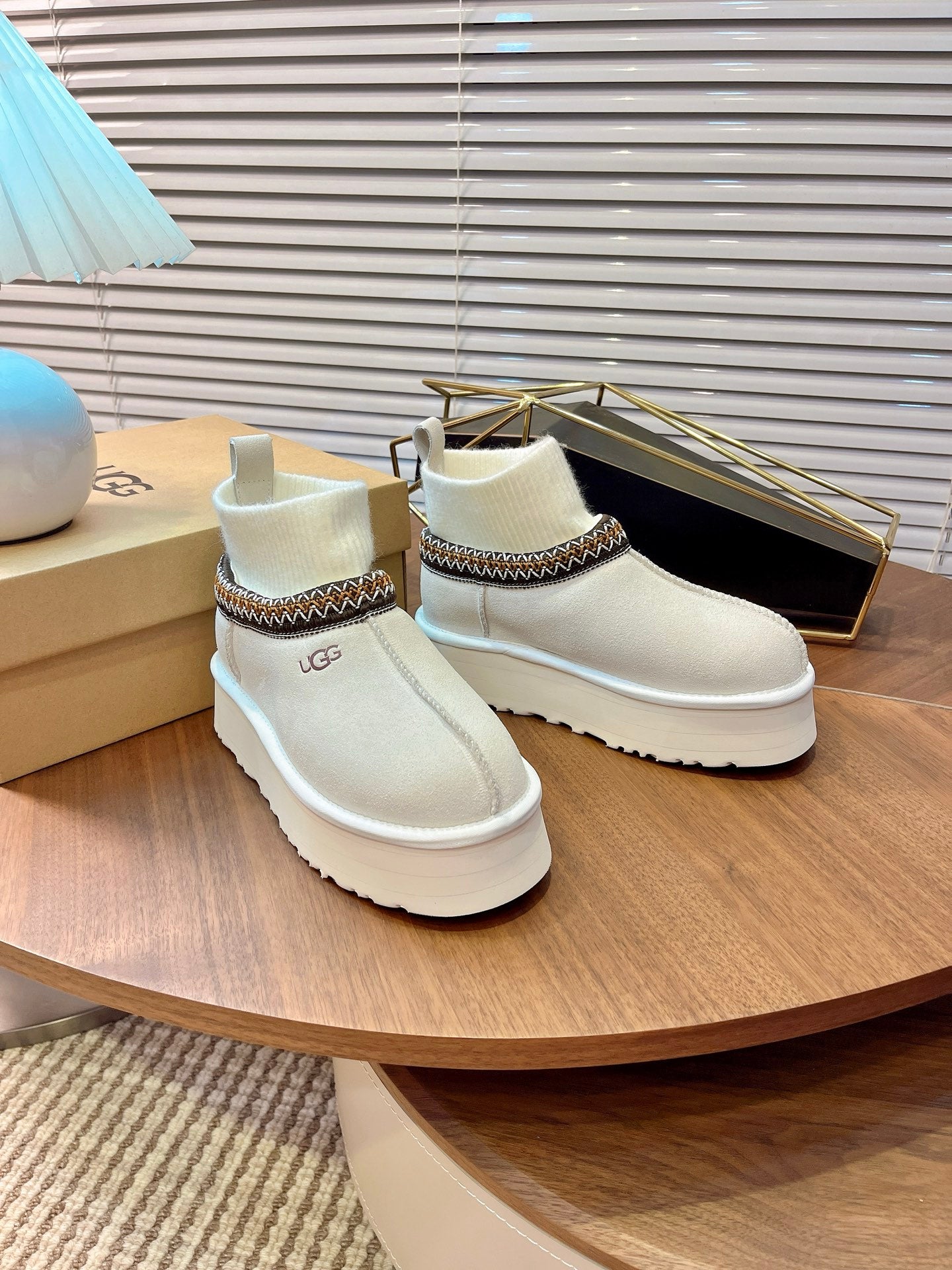 U*G  Ethnic Style Wool Sock Snow Boots