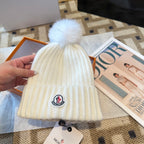 Premium Knit Beanie with Fox Fur Pom — Soft, Warm & Stylish
