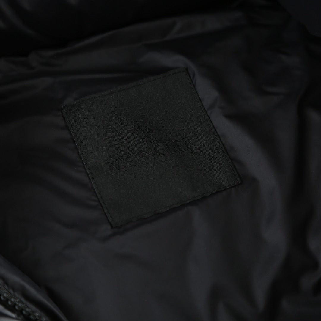 Women’s High-Gloss Hooded Down Vest