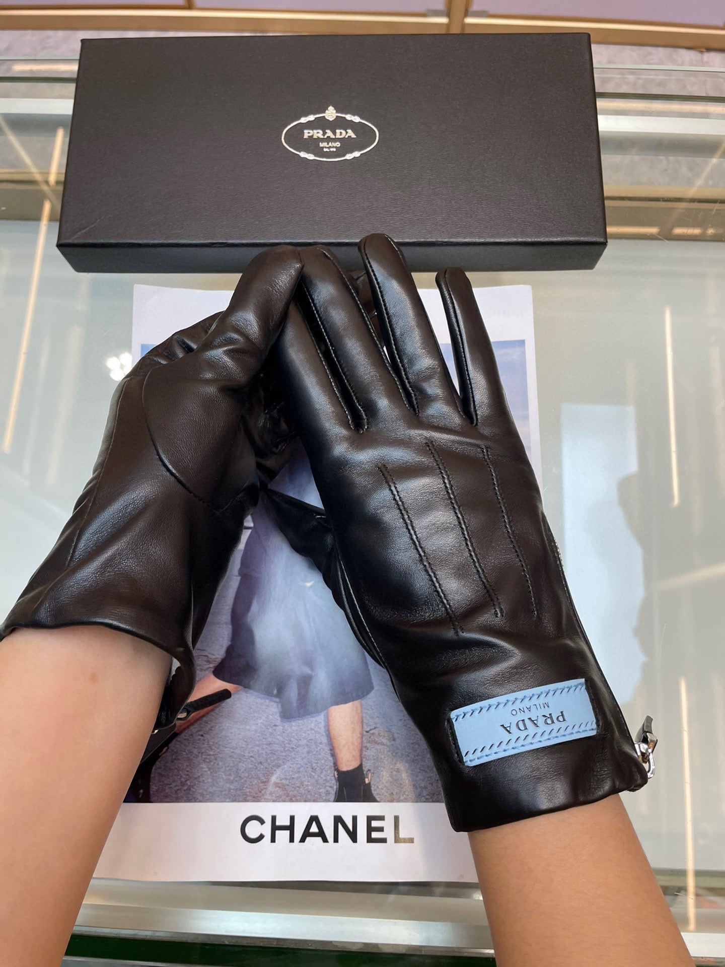 Embroidered Touchscreen Leather Gloves