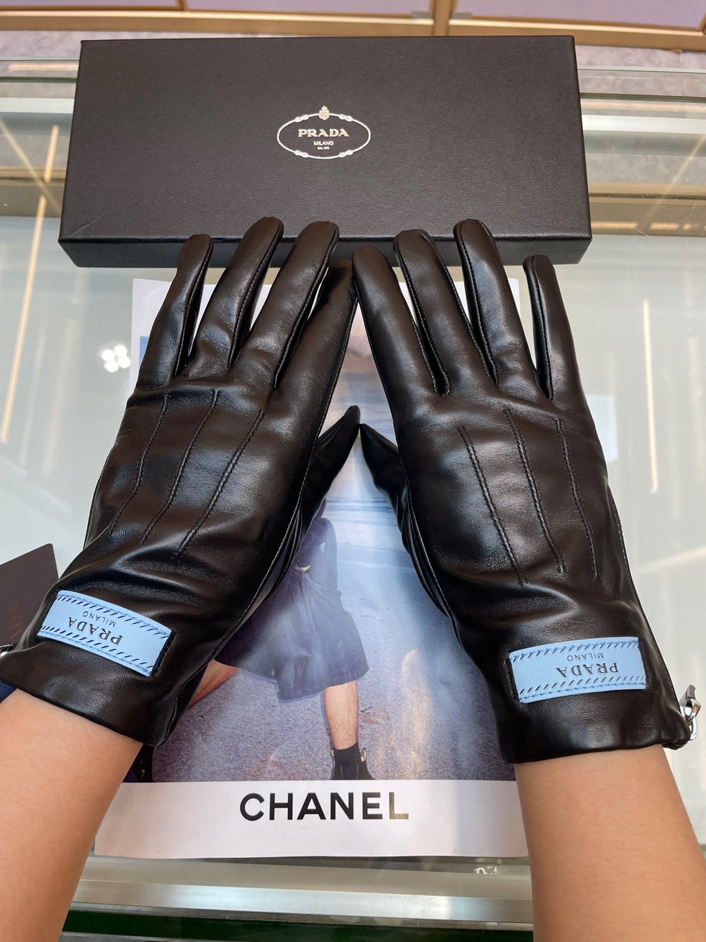 Embroidered Touchscreen Leather Gloves