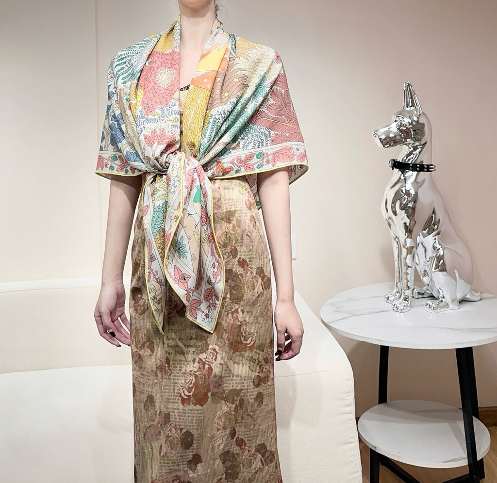 ew Luxury Double-Sided Cashmere & Silk Square Scarf — 135 × 135 cm