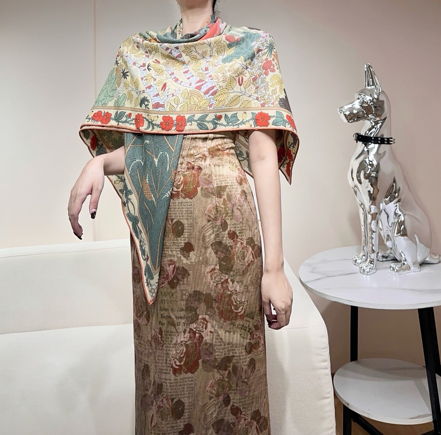 ew Luxury Double-Sided Cashmere & Silk Square Scarf — 135 × 135 cm