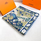 ew Luxury Double-Sided Cashmere & Silk Square Scarf — 135 × 135 cm