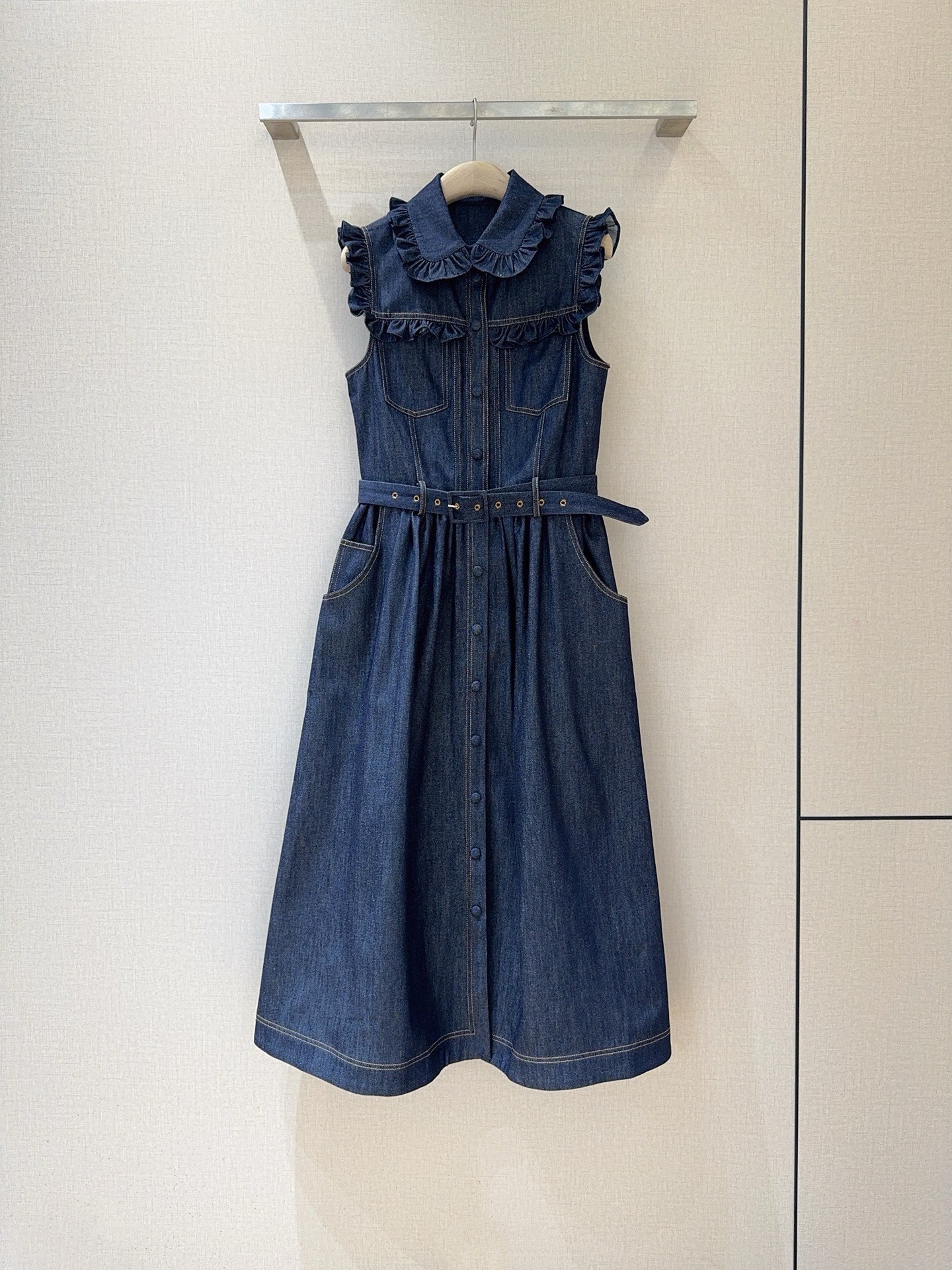 D K 26 Sleeveless Denim Dress