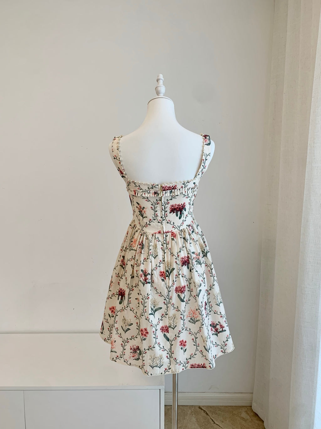 A Cotton Square-Neck Pearl Strap Dress