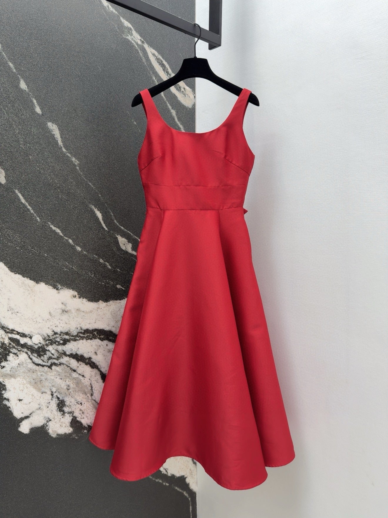 C**D Audrey-Inspired Sleeveless Cocktail Dress
