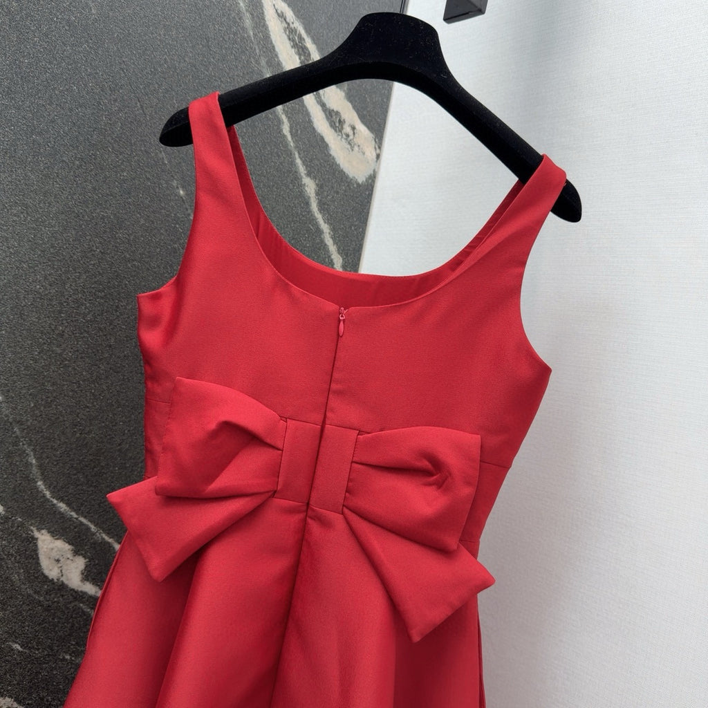 C**D Audrey-Inspired Sleeveless Cocktail Dress