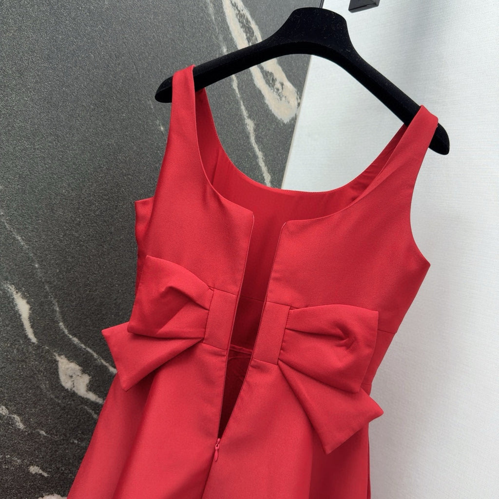 C**D Audrey-Inspired Sleeveless Cocktail Dress