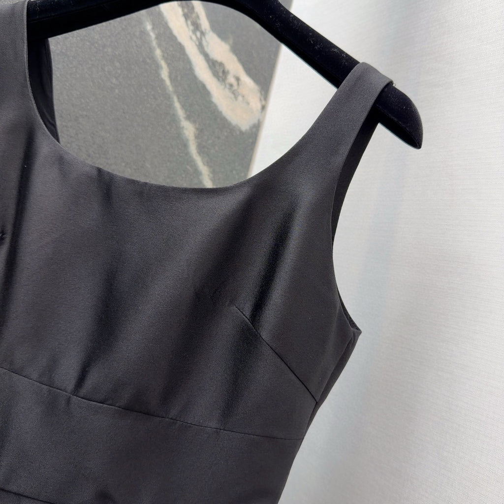 C**D Audrey-Inspired Sleeveless Cocktail Dress