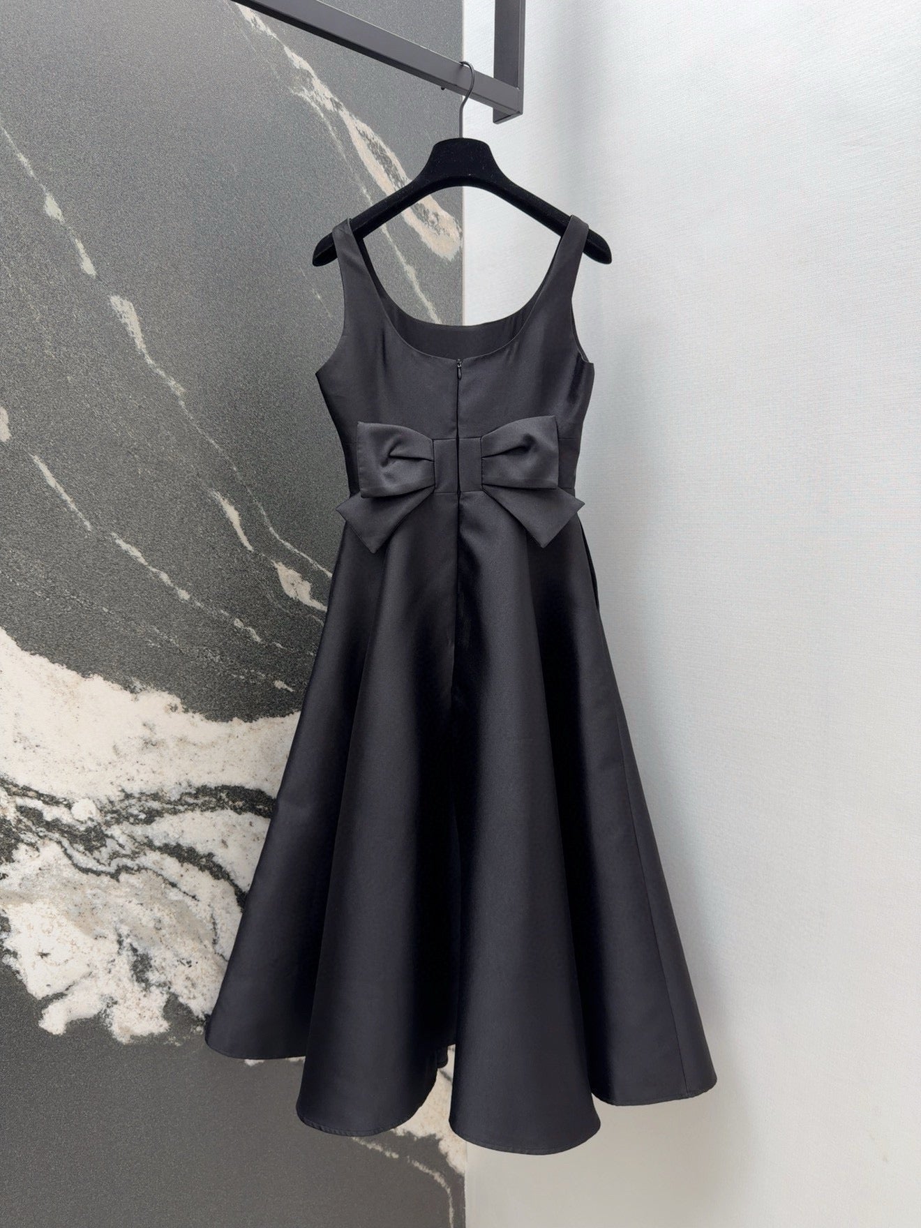 C**D Audrey-Inspired Sleeveless Cocktail Dress