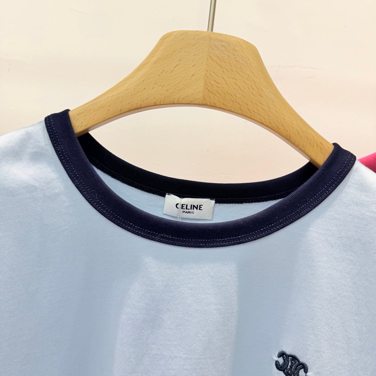 Contrast Trim Crew Neck Embroidered Logo Cotton T-Shirt