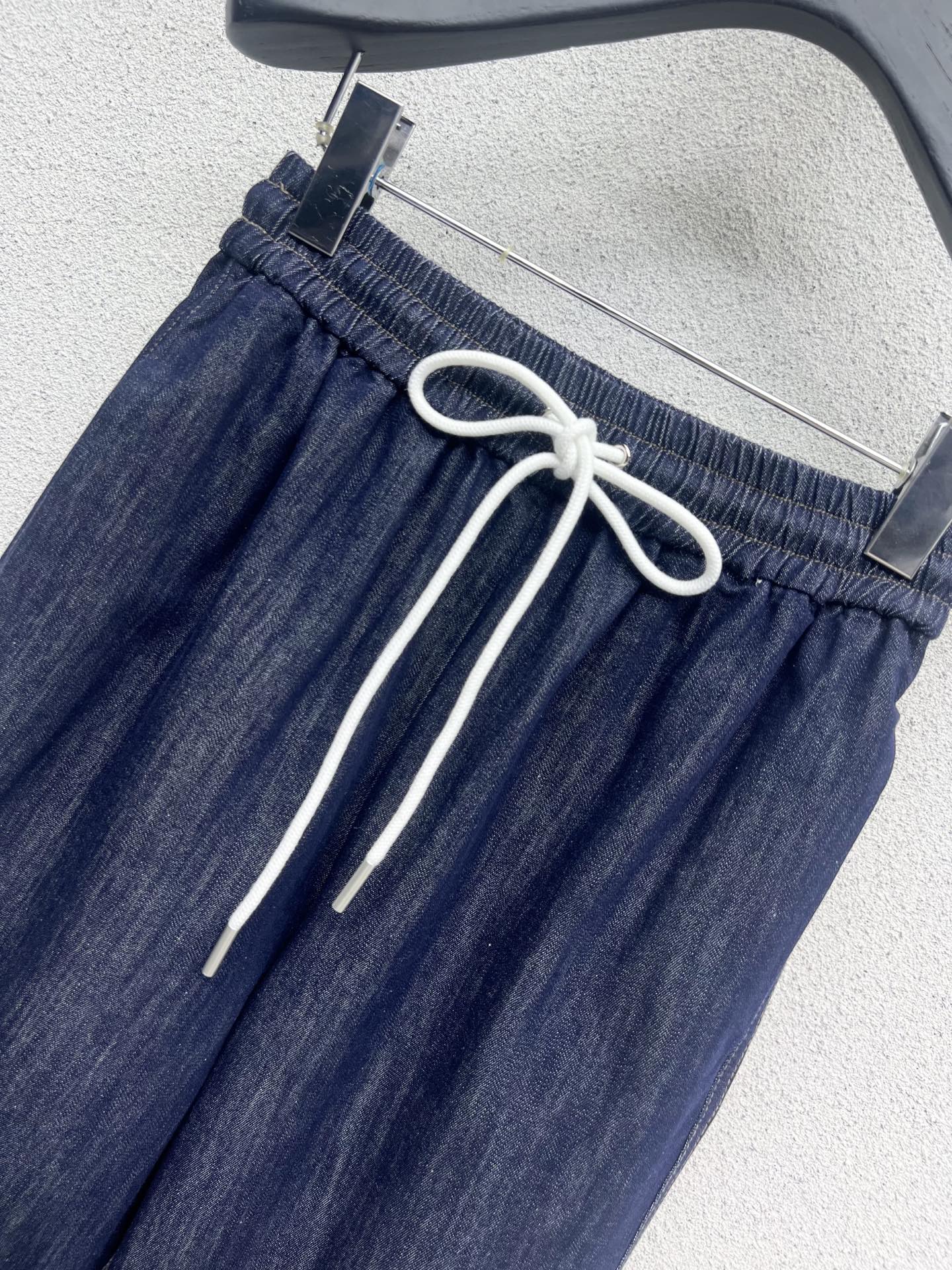 Washed Fringe Denim Long Pants