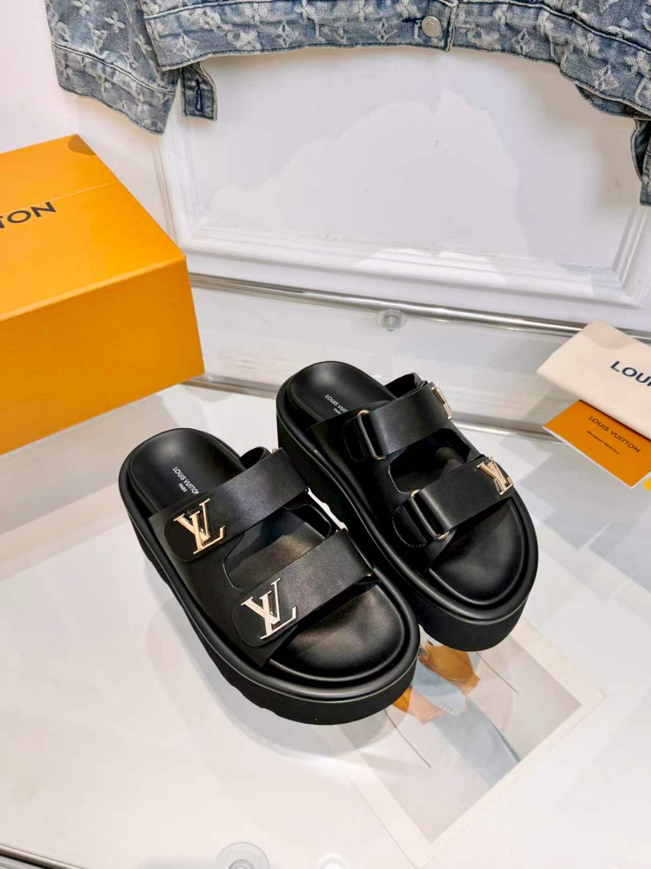 Pool Pillow Comfort Platform Sandals – Premium Edition