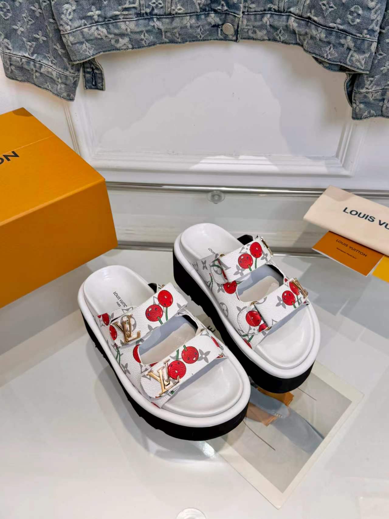 Pool Pillow Comfort Platform Sandals – Premium Edition