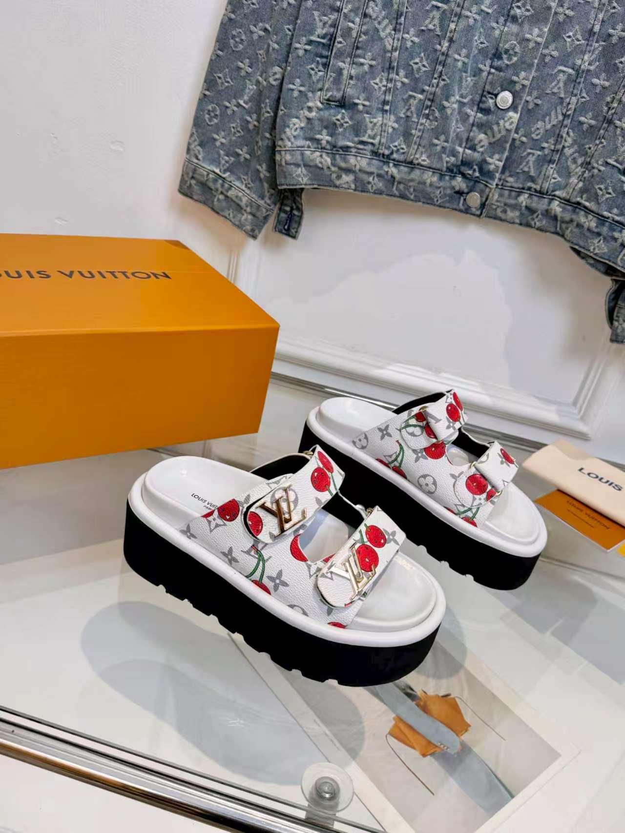 Pool Pillow Comfort Platform Sandals – Premium Edition