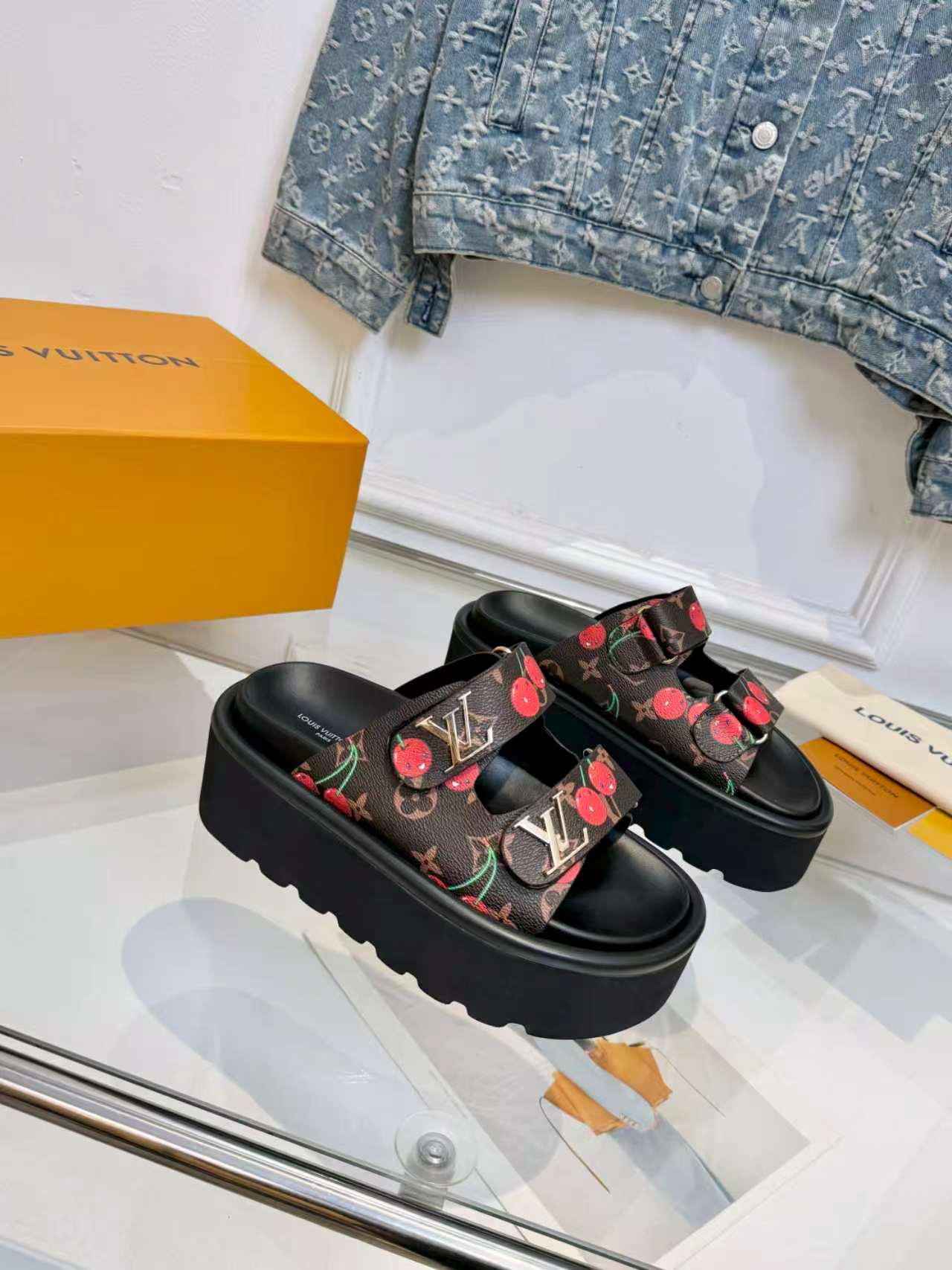 Pool Pillow Comfort Platform Sandals – Premium Edition