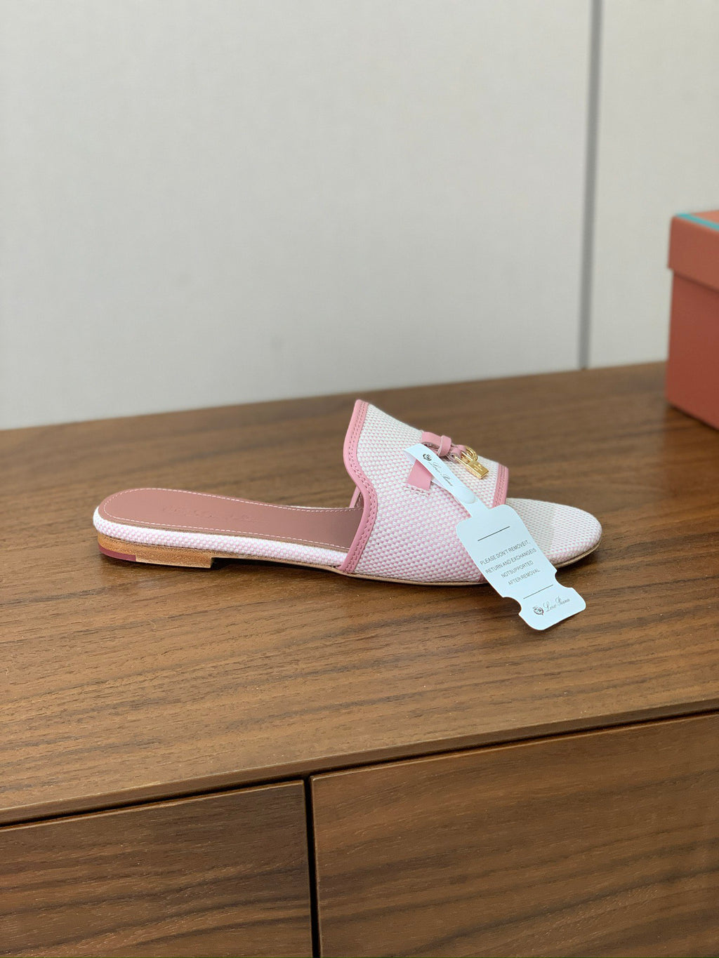 Color-Block Flat Sandals – Premium Edition