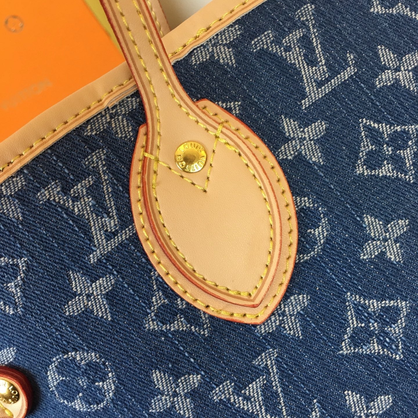 Monogram Leather Tote Bag – Medium