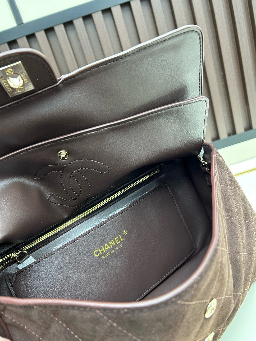 Matte Leather Tote Bag – Runway Edition SS26