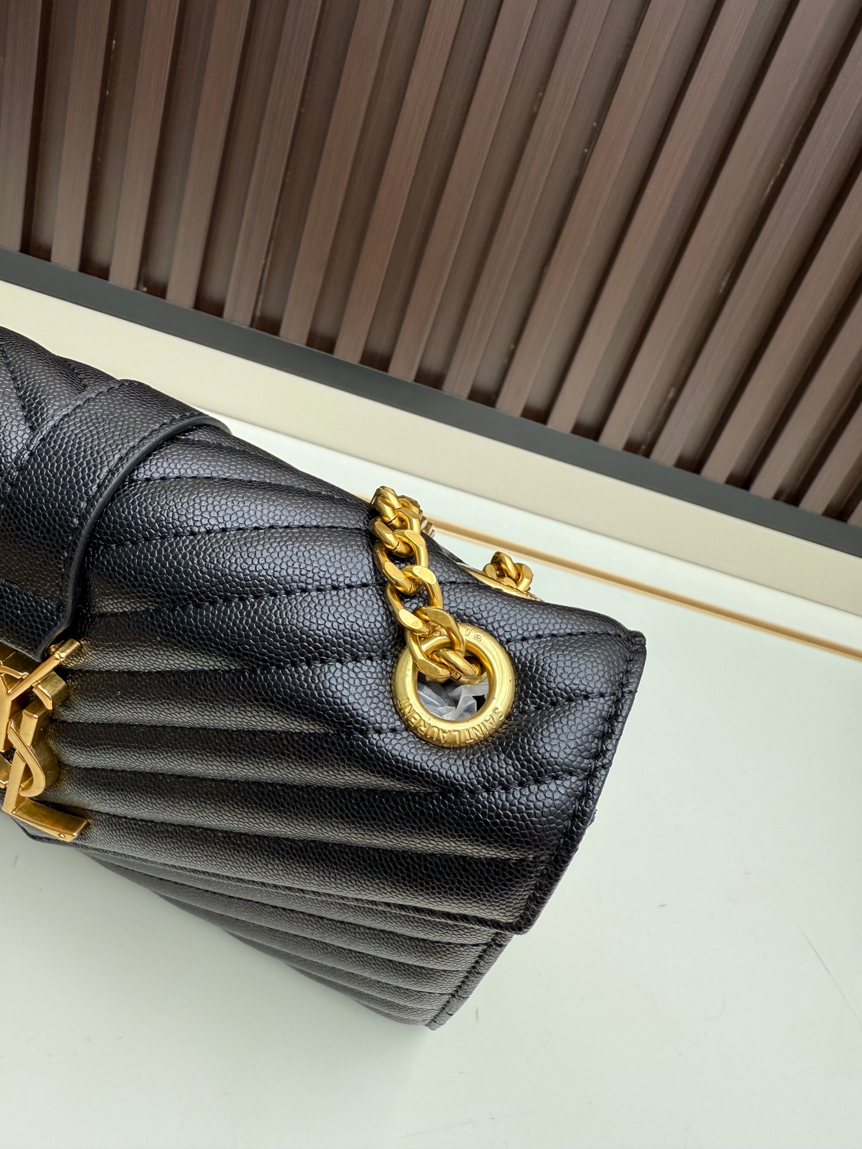 Medium Caviar Leather Chain Bag