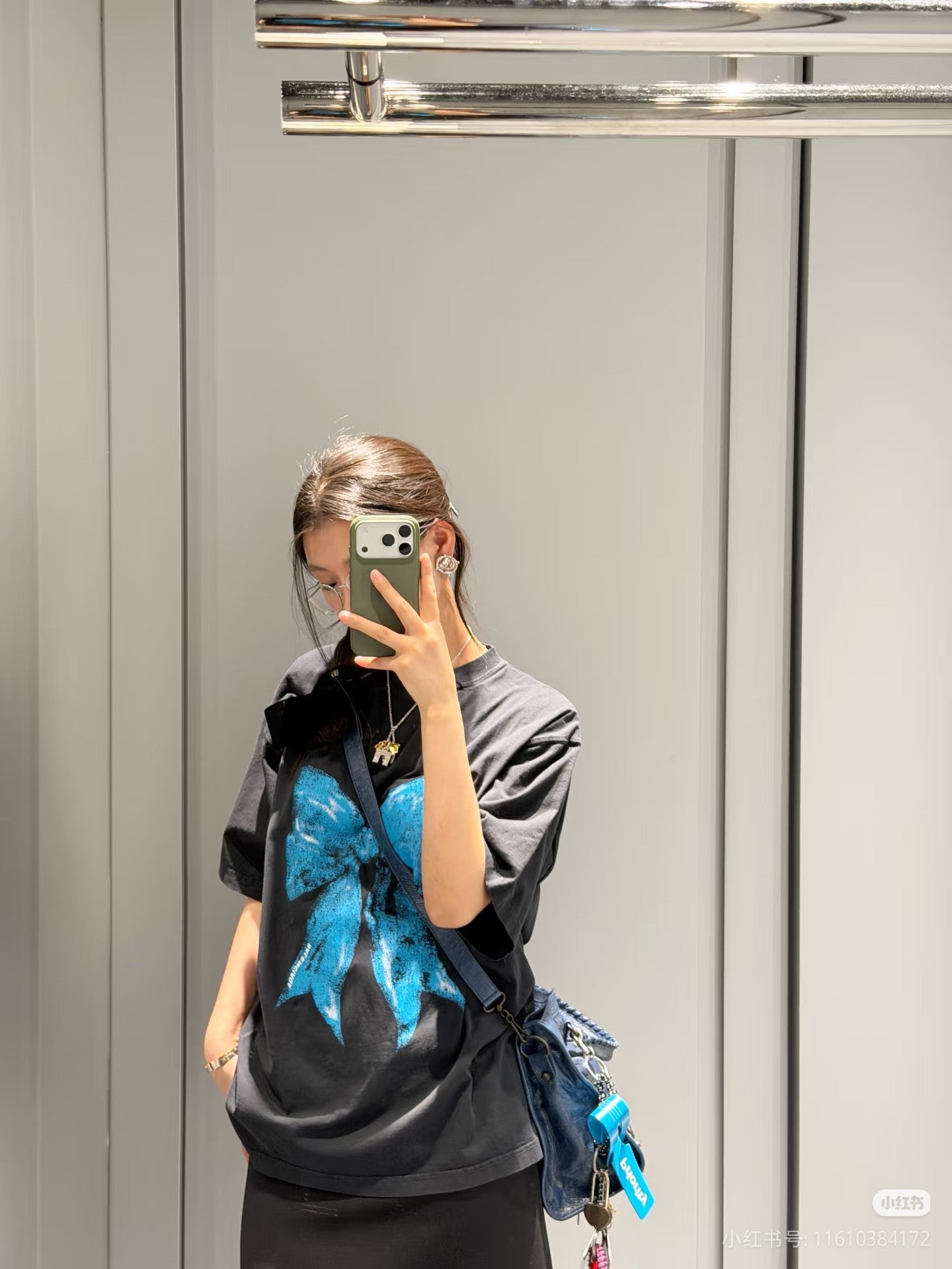 Blue Cracked Butterfly Print T-Shirt – Unisex