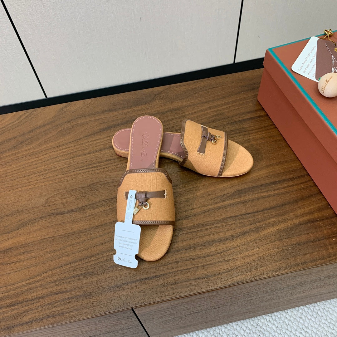 Color-Block Flat Sandals – Premium Edition