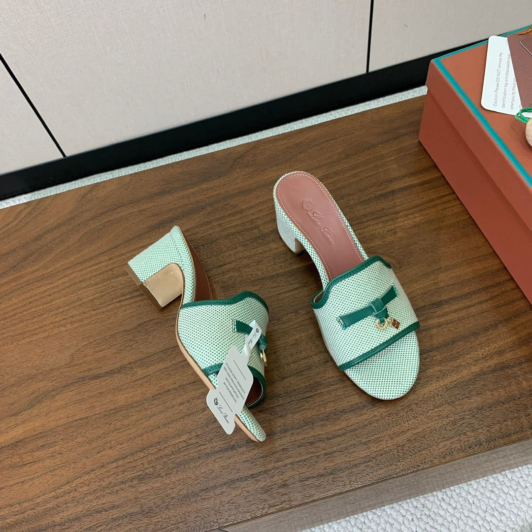 Color-Block Flat Sandals – Premium Edition