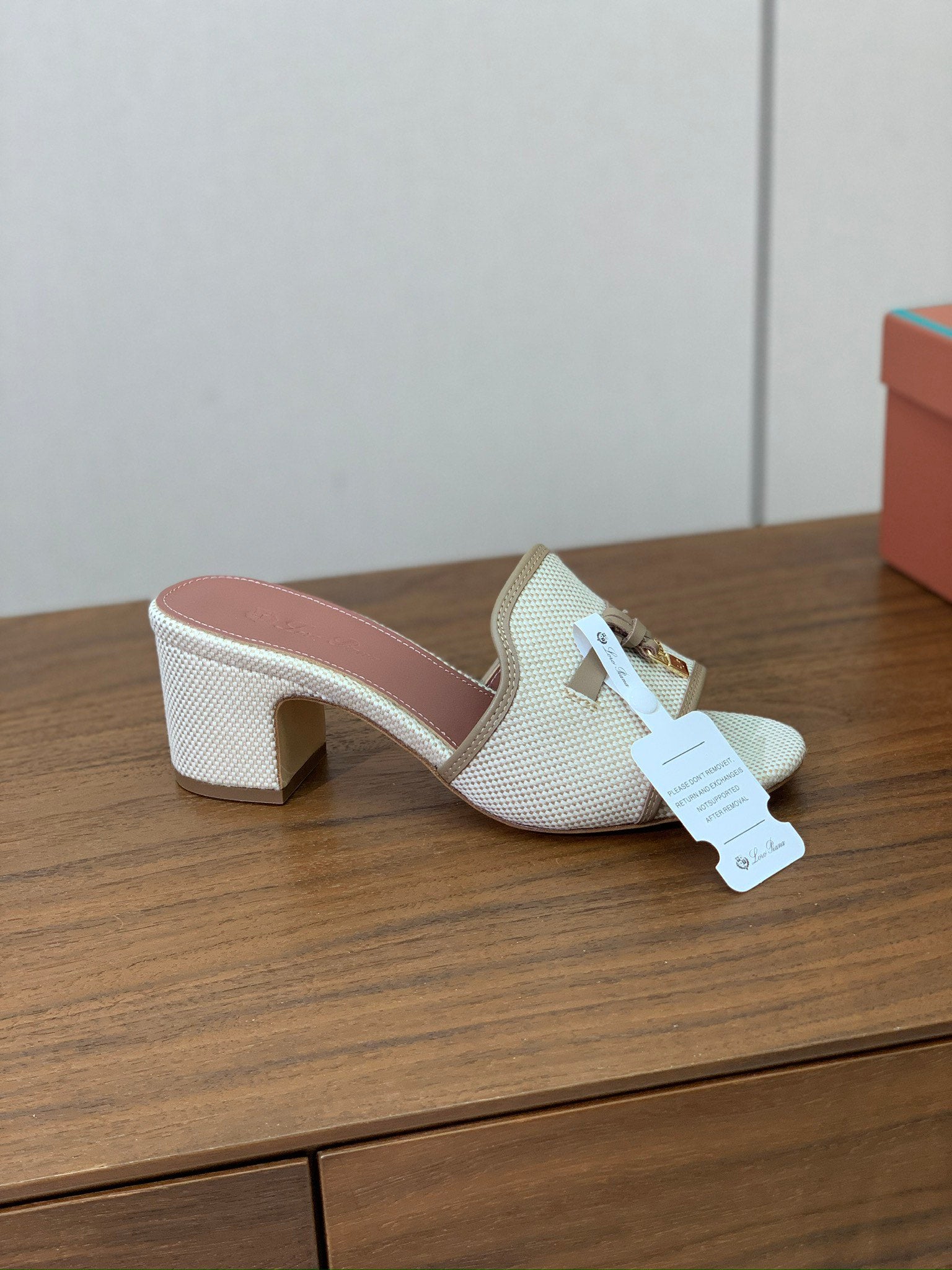 Color-Block Flat Sandals – Premium Edition