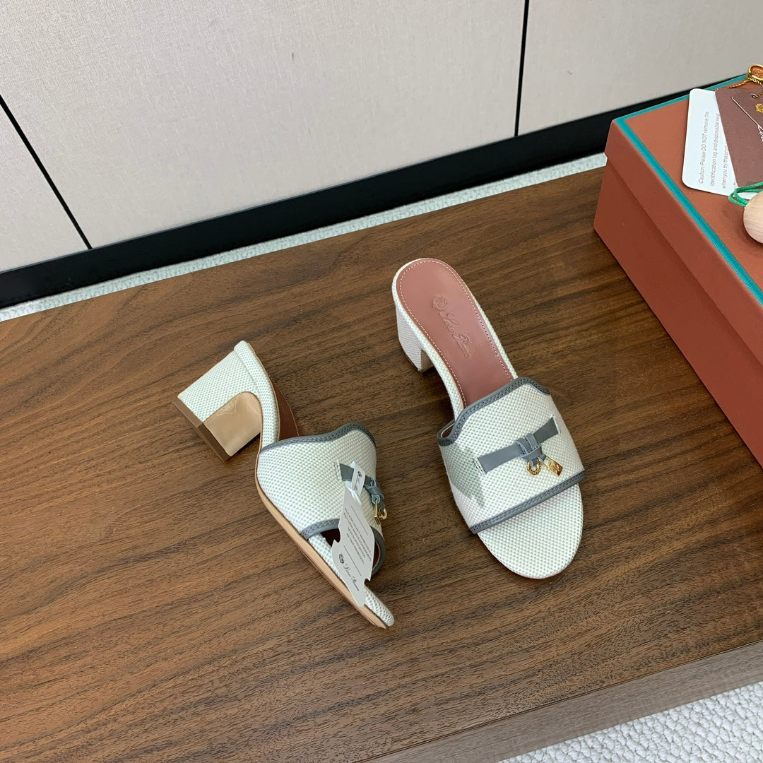 Color-Block Flat Sandals – Premium Edition