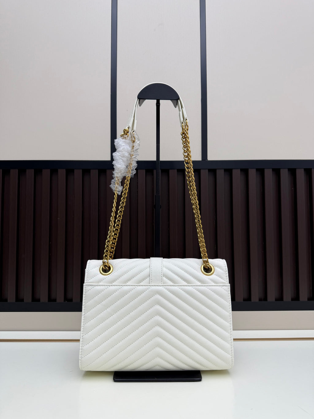 Medium Caviar Leather Chain Bag