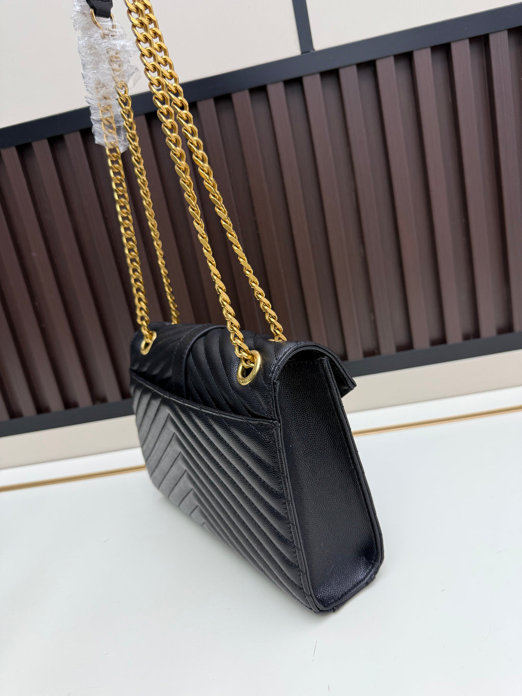 Medium Caviar Leather Chain Bag