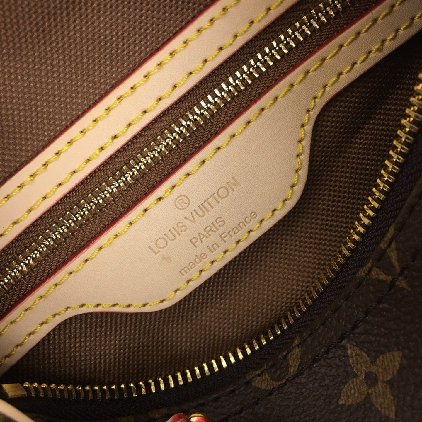 Classic Speedy 25 Bag – Premium Edition