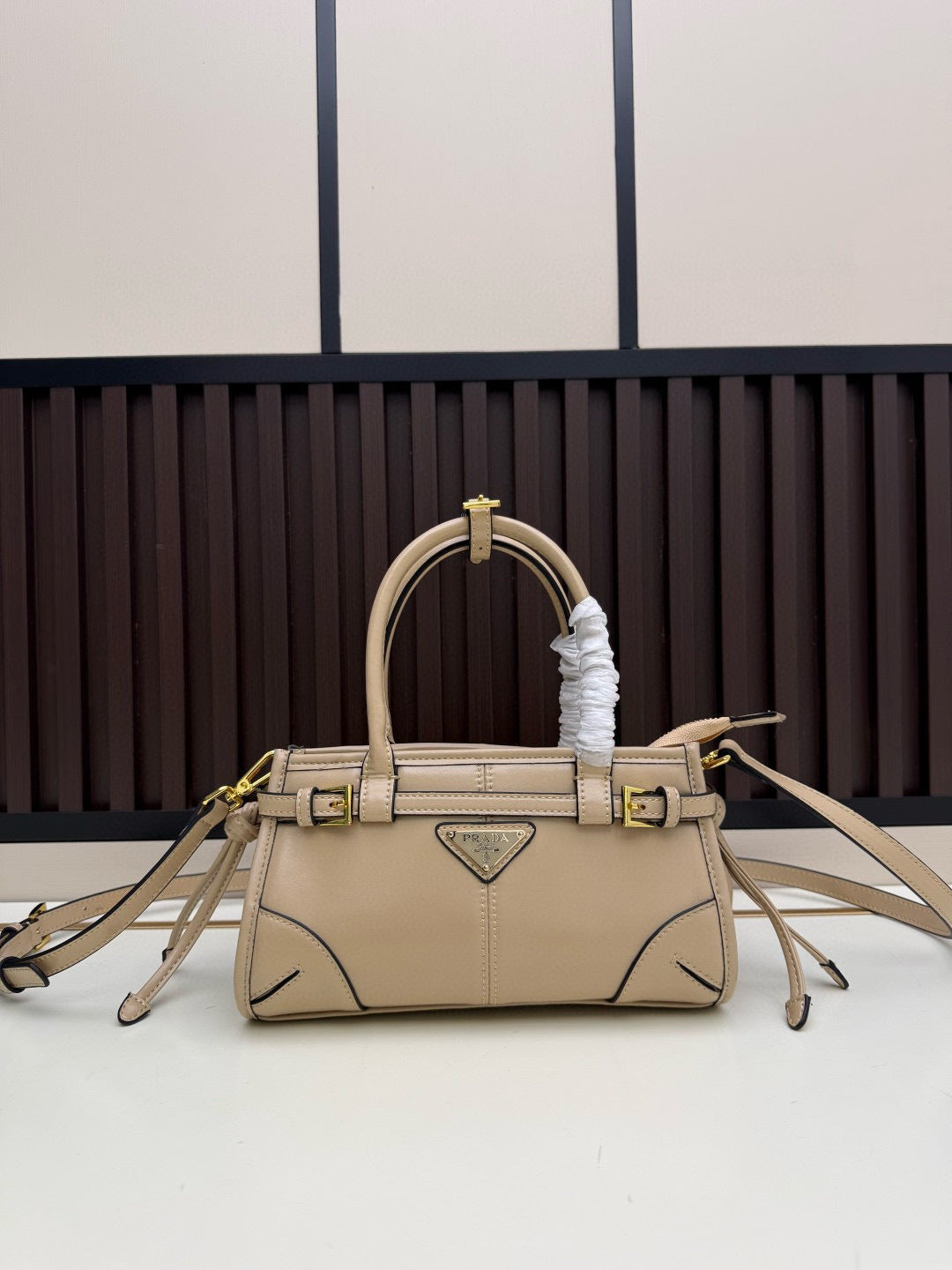 Medium Caviar Leather Chain Bag